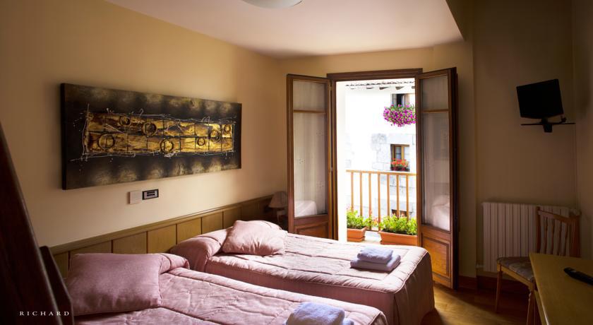 Hostal Musunzar Leitza Szoba fotó