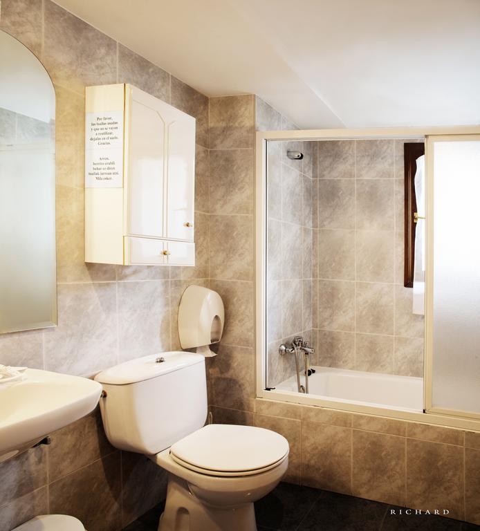 Hostal Musunzar Leitza Kültér fotó